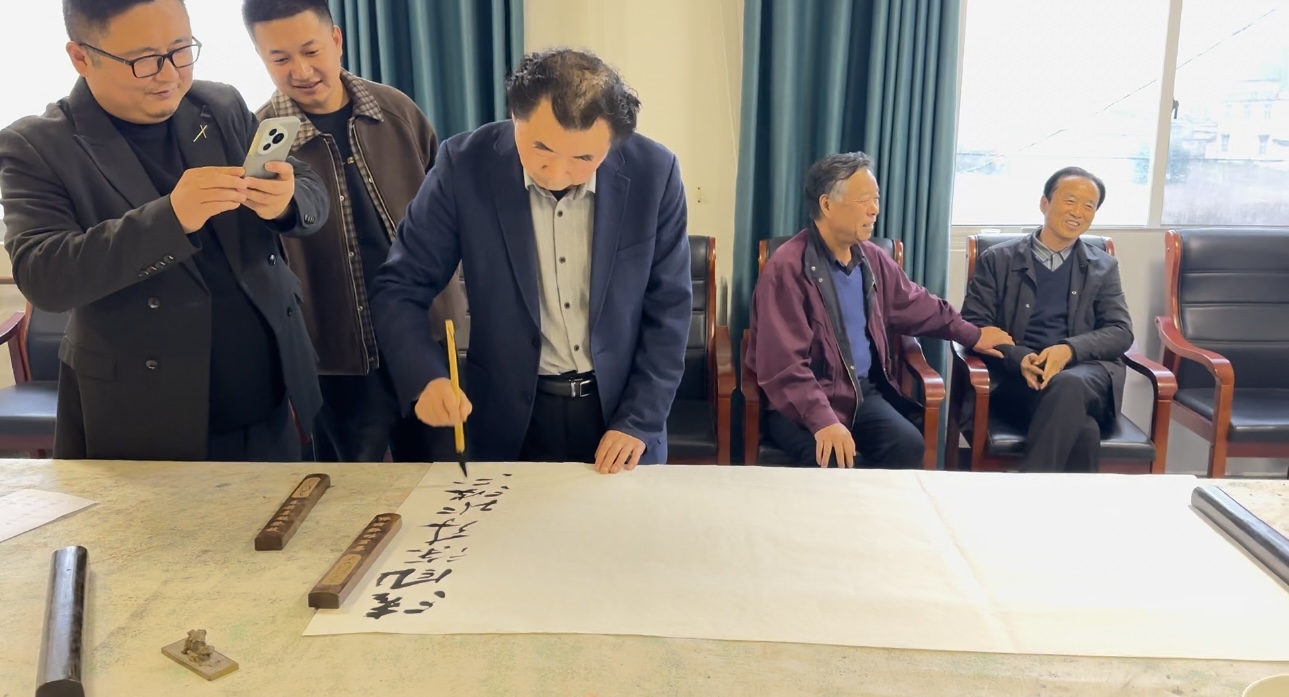 1761446628605672.jpg 1761446628605672.jpg