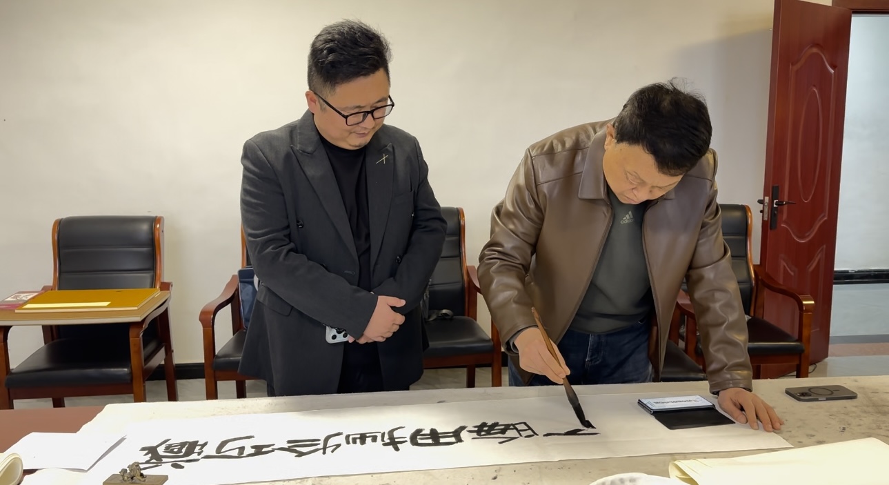 1761446660368395.jpg 1761446660368395.jpg